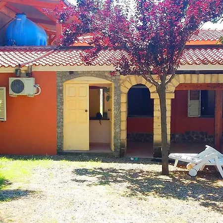 Smeraldo Villa *
